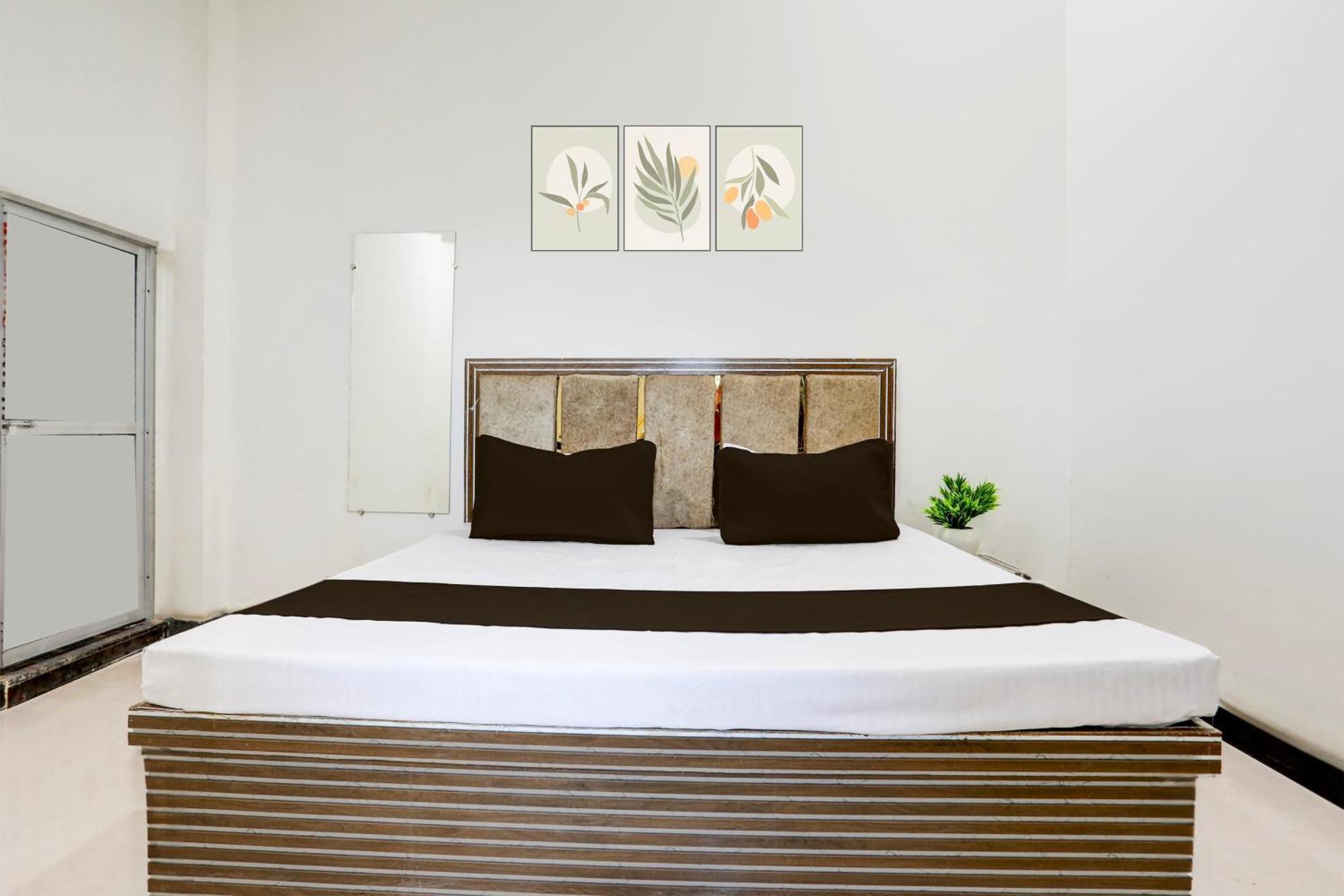 Hotel O Kanha Galaxy Brothers Group 坎普尔 外观 照片