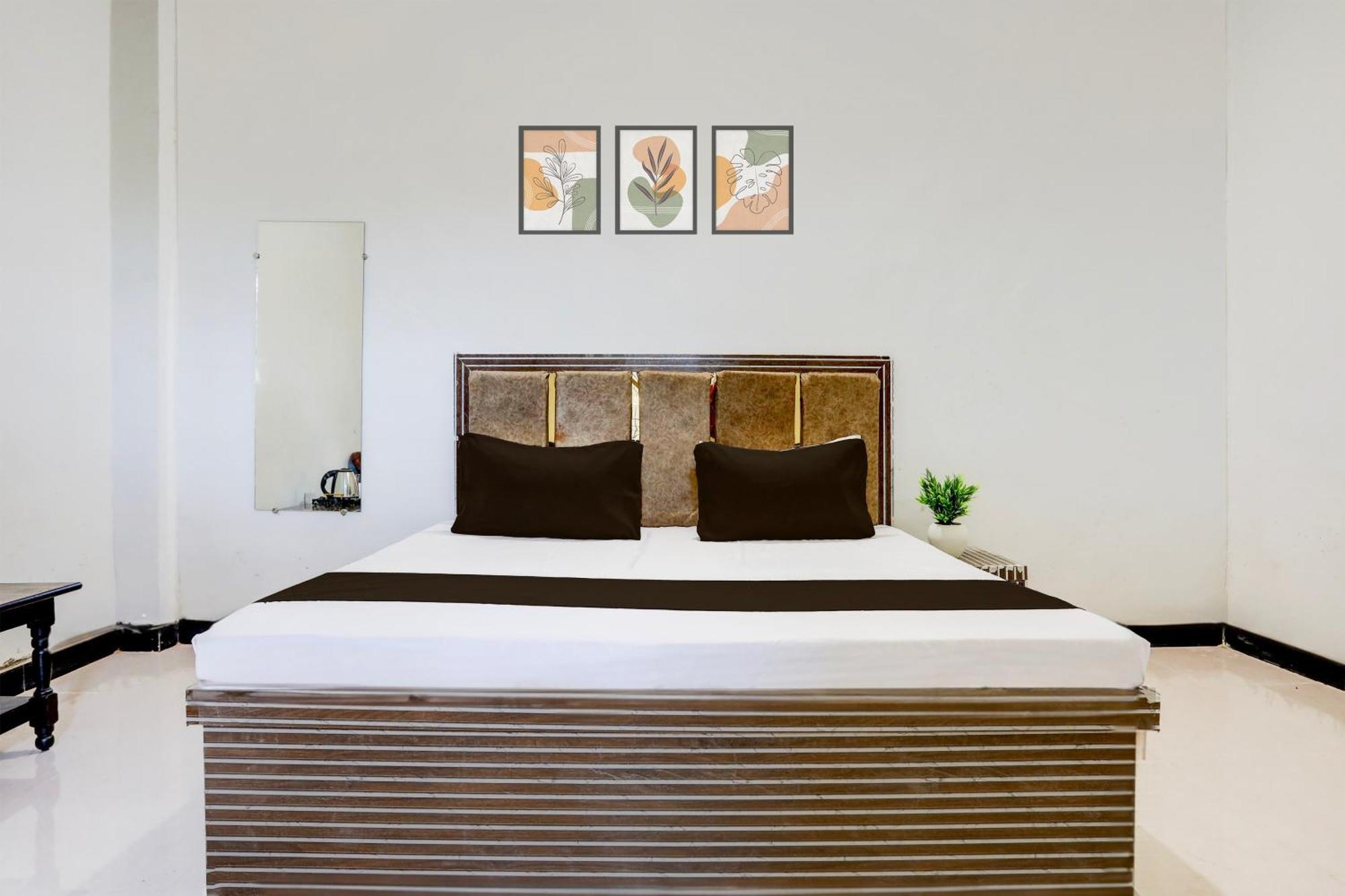 Hotel O Kanha Galaxy Brothers Group 坎普尔 外观 照片