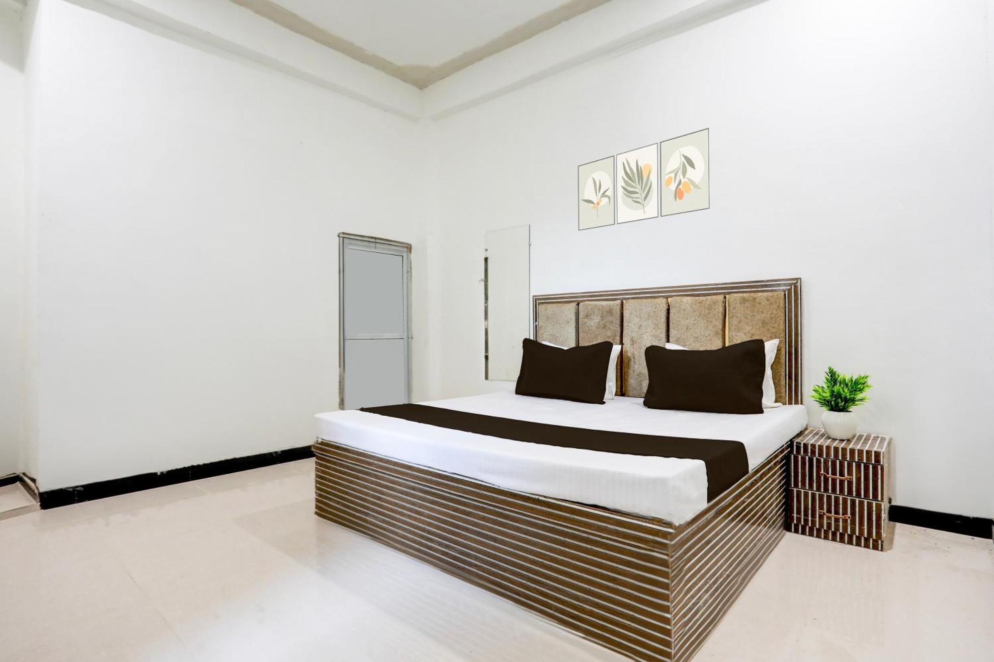 Hotel O Kanha Galaxy Brothers Group 坎普尔 外观 照片