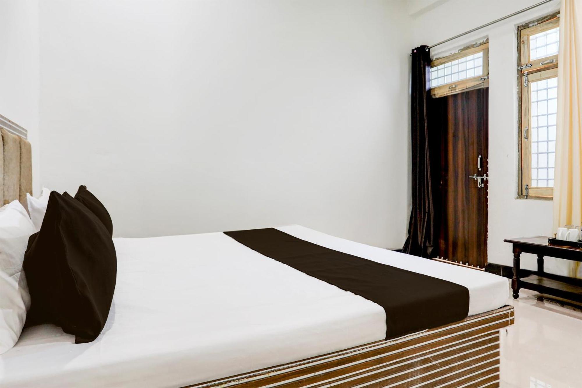 Hotel O Kanha Galaxy Brothers Group 坎普尔 外观 照片